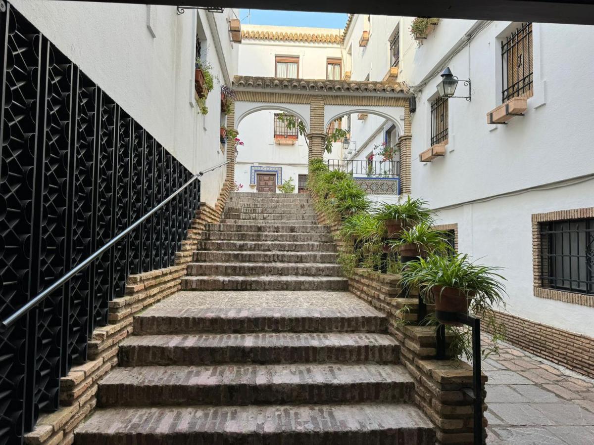 Apartamento Buen Pastor Con Parking Gratuito Cordoba Luaran gambar