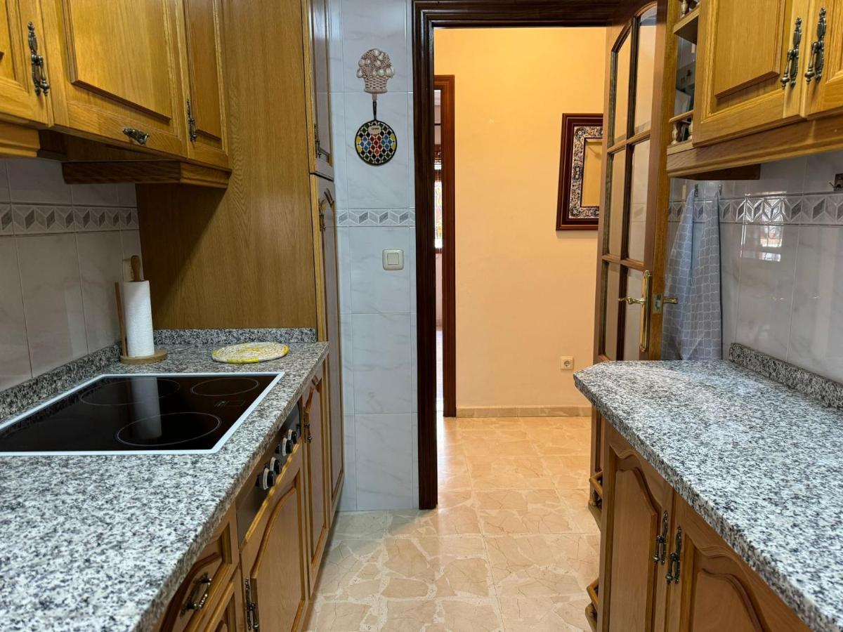 Apartamento Buen Pastor Con Parking Gratuito Cordoba Luaran gambar