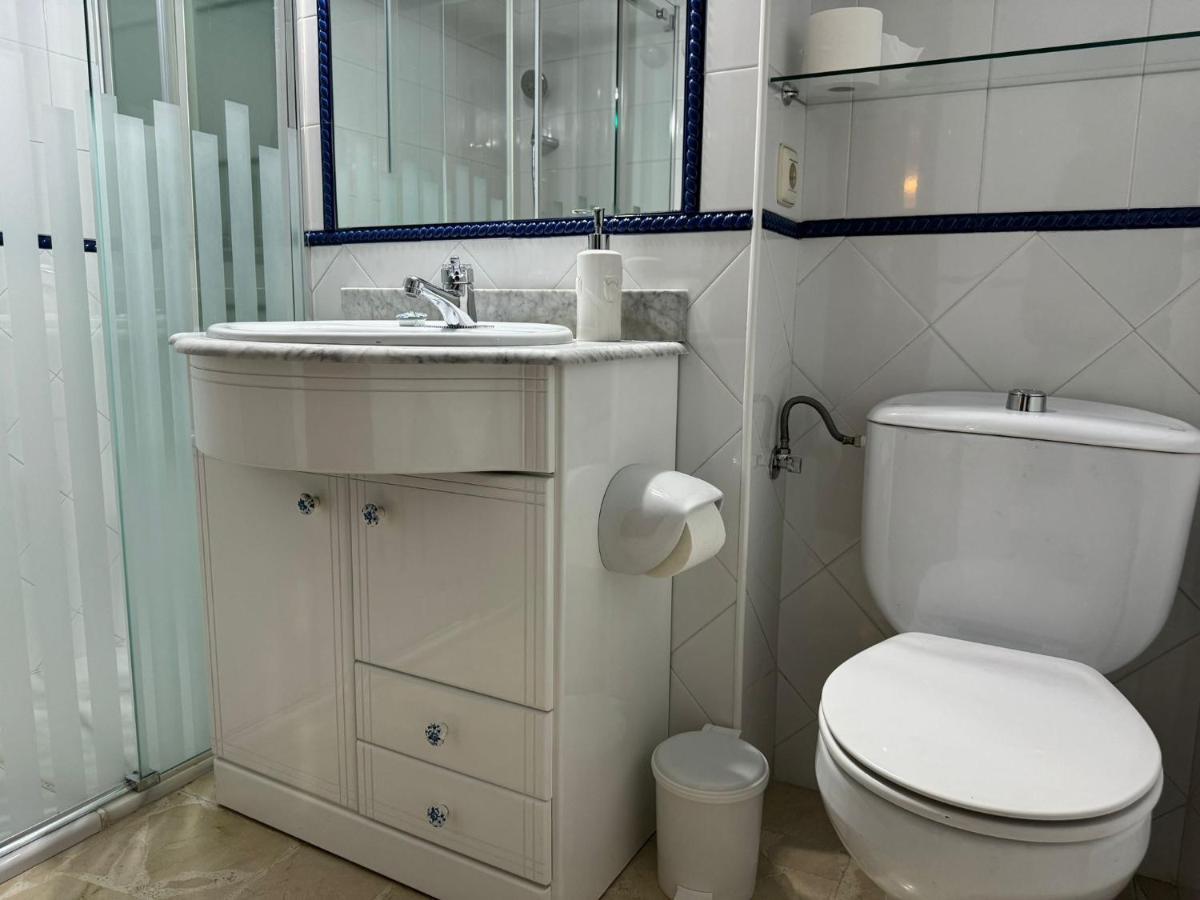 Apartamento Buen Pastor Con Parking Gratuito Cordoba Luaran gambar