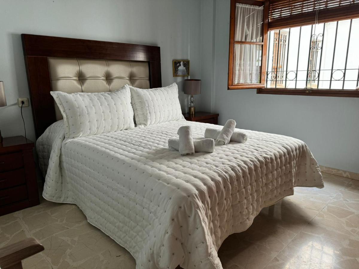Apartamento Buen Pastor Con Parking Gratuito Cordoba Luaran gambar
